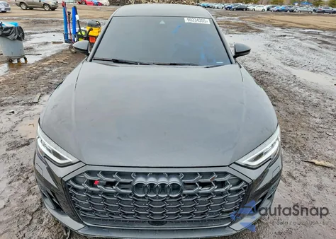 2023 Audi S8 из США, поврежденный, VIN WAULSAF89PN012152